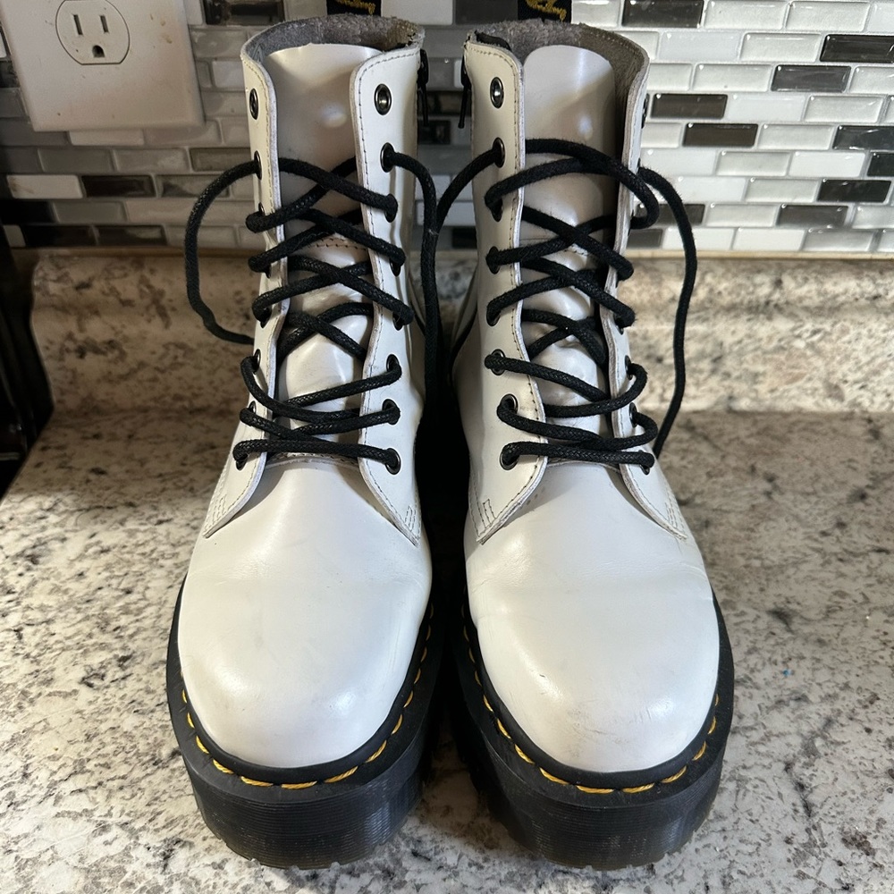 Dr marten Jadon platform